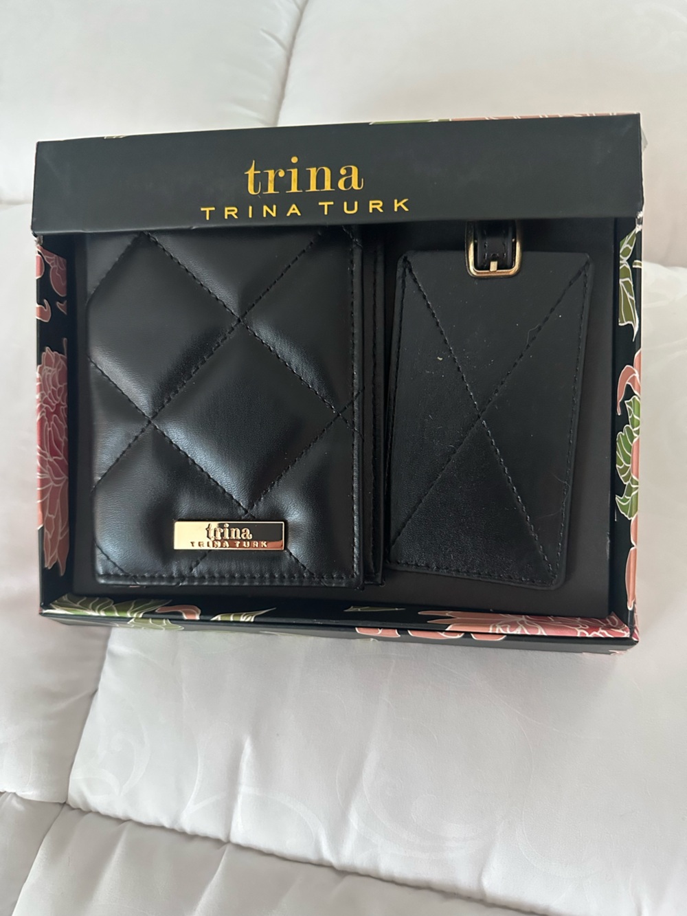 Trina Turk Black Quilted Cardholder with Matching Luggage Tag